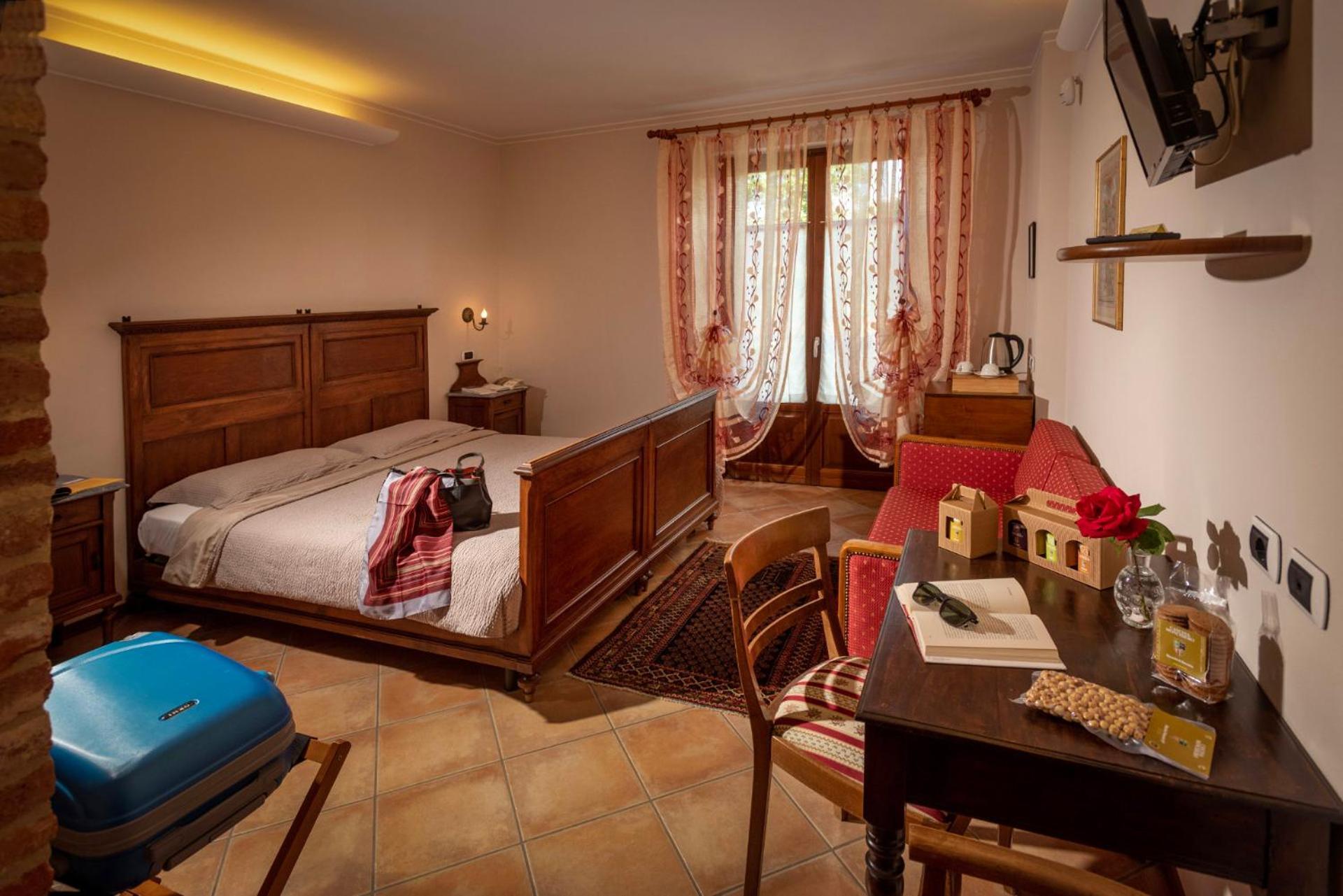 Agriturismo Cascina Monchiero 브라 외부 사진
