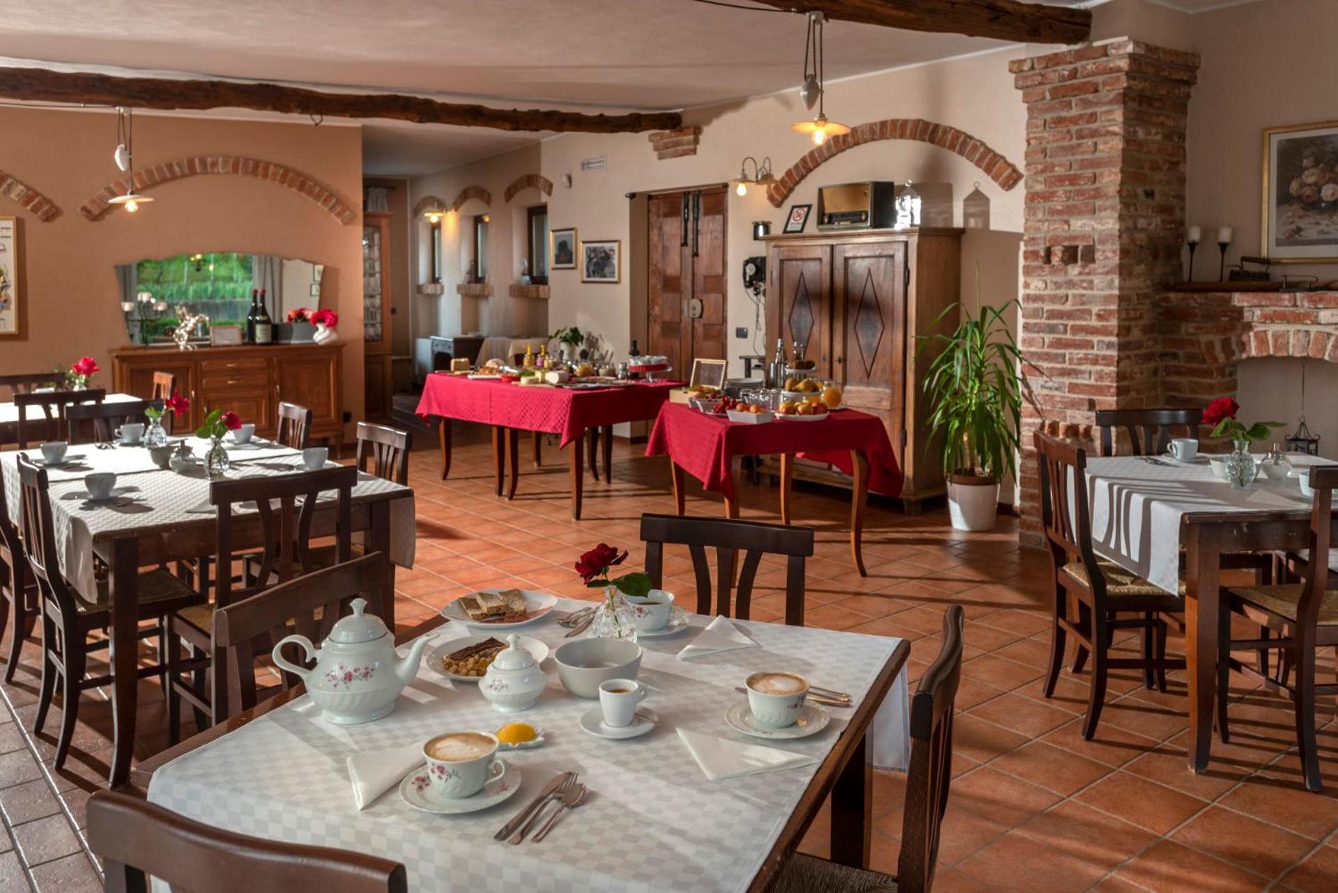 Agriturismo Cascina Monchiero 브라 외부 사진